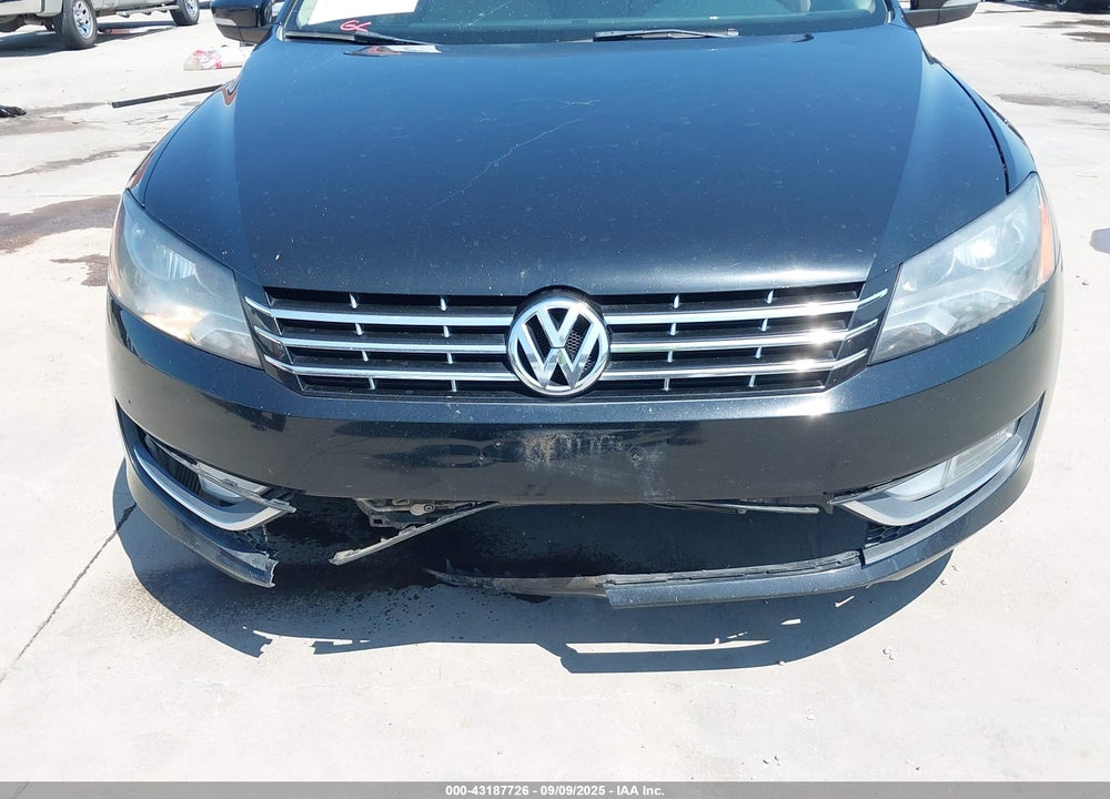 2013 VOLKSWAGEN PASSAT VIN: 1VWBN7A33DC111610