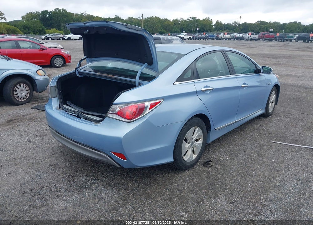 2014 HYUNDAI SONATA HYBRID VIN: KMHEC4A46EA113731
