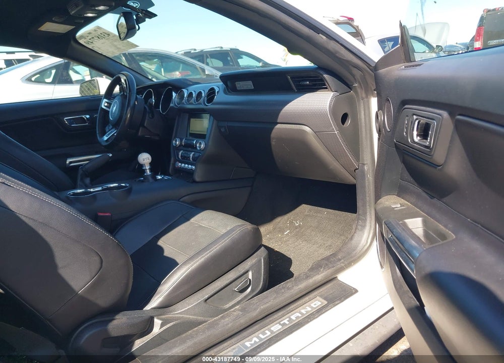 2017 FORD MUSTANG GT PREMIUM VIN: 1FA6P8CFXH5214261