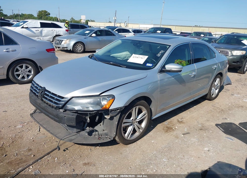 2014 VOLKSWAGEN PASSAT VIN: 1VWCN7A35EC116975