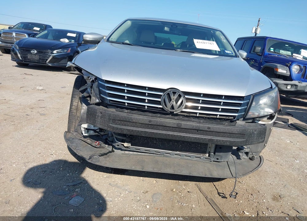 2014 VOLKSWAGEN PASSAT VIN: 1VWCN7A35EC116975