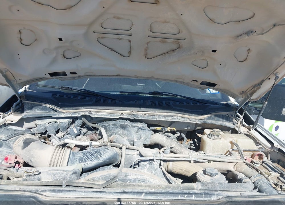 2019 FORD F-350 CHASSIS XL VIN: 1FD8W3HT4KEG78222
