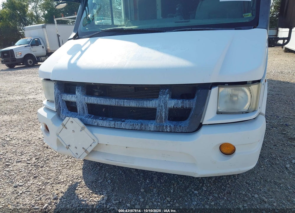 2013 ISUZU COMMERCIAL VAN VIN: JALB4T173D7W00842