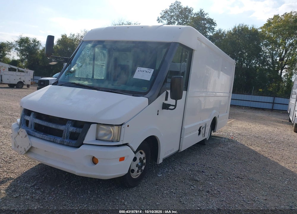 2013 ISUZU COMMERCIAL VAN VIN: JALB4T173D7W00842