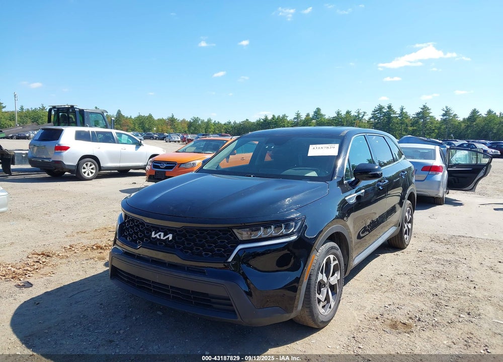 2022 KIA SORENTO LX VIN: 5XYRG4LC7NG094413