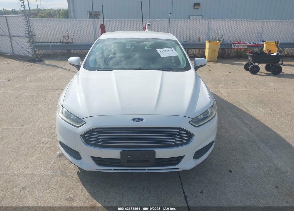 2013 FORD FUSION VIN: 3FA6P0G72DR208613