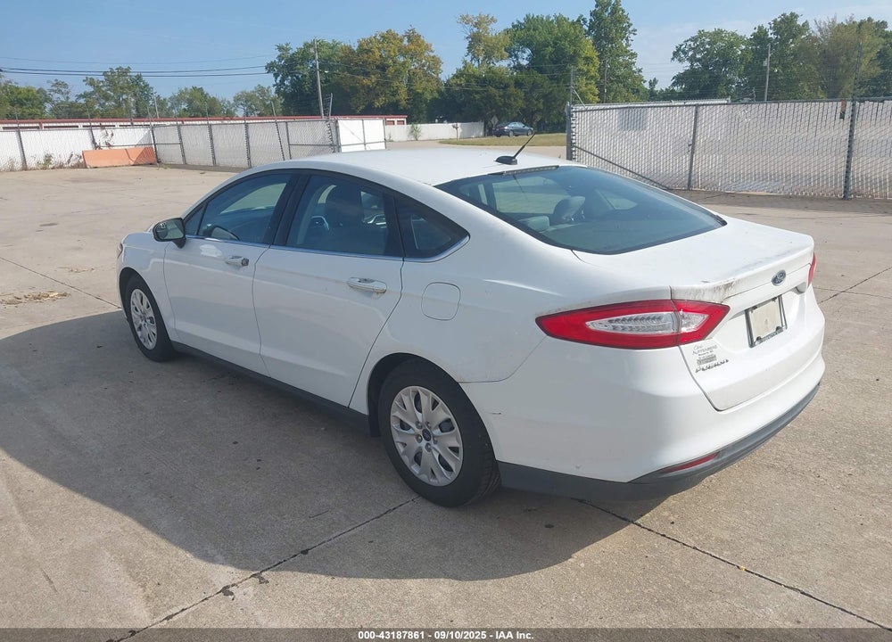 2013 FORD FUSION VIN: 3FA6P0G72DR208613