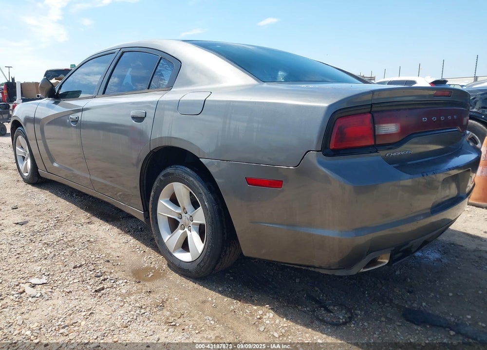 2011 DODGE CHARGER VIN: 2B3CL3CG1BH607037
