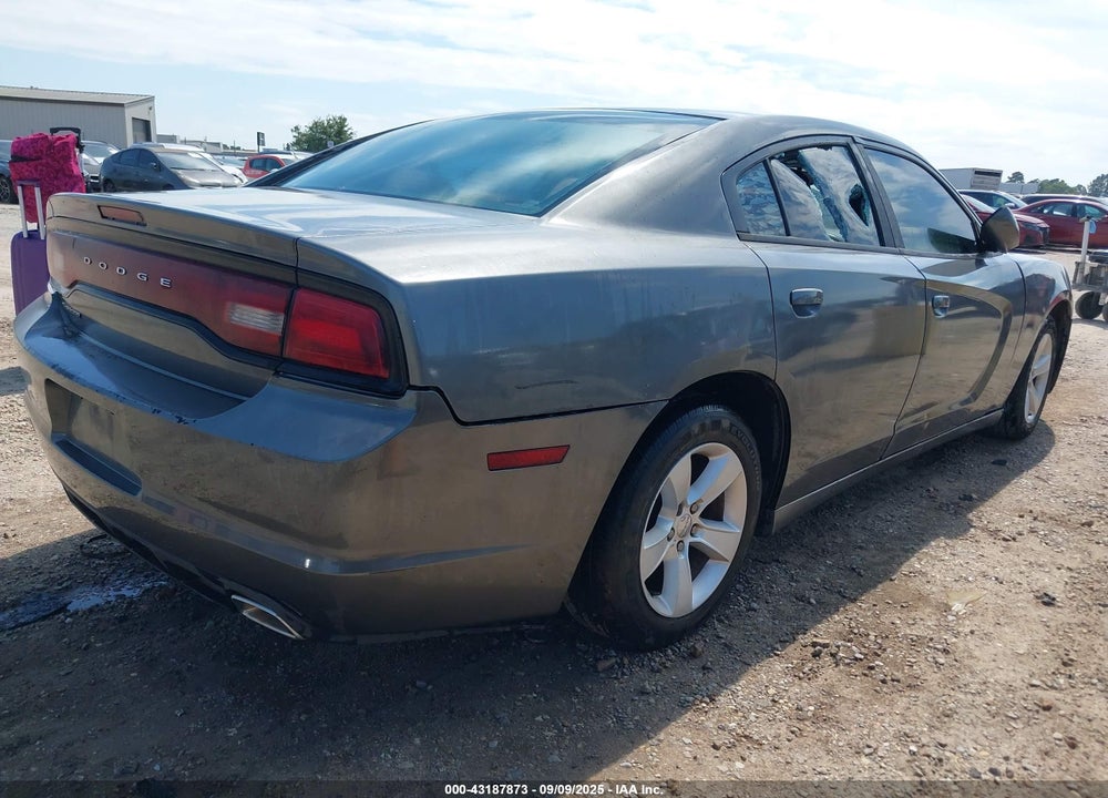 2011 DODGE CHARGER VIN: 2B3CL3CG1BH607037