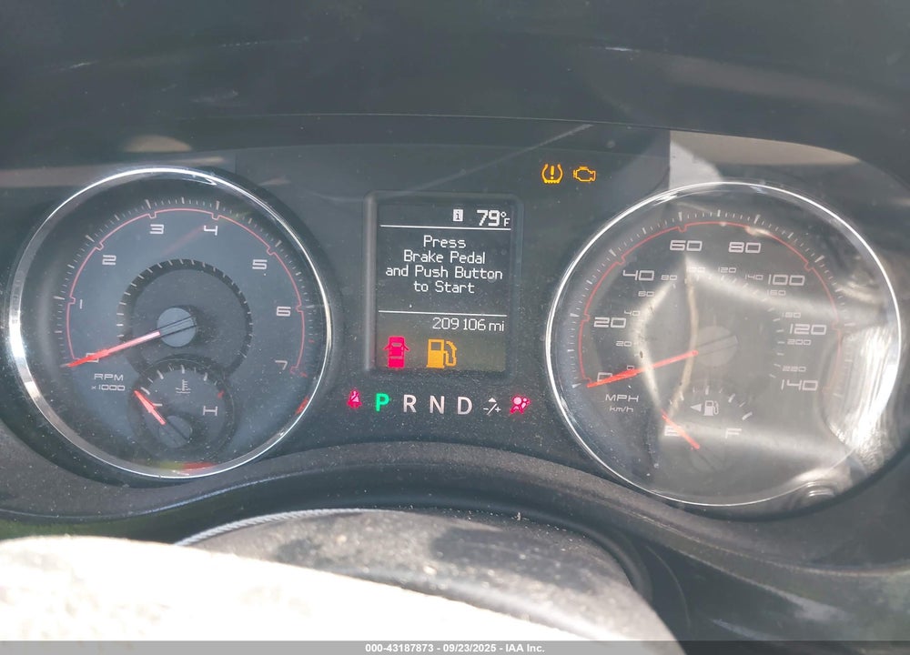 2011 DODGE CHARGER VIN: 2B3CL3CG1BH607037