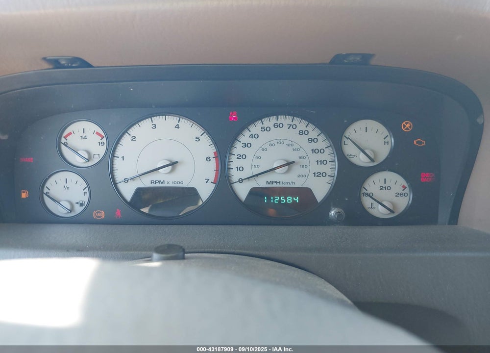 2000 JEEP GRAND CHEROKEE LAREDO VIN: 1J4G248S5YC160787