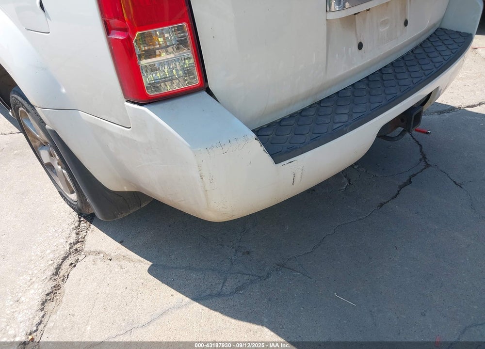 2008 NISSAN PATHFINDER SE VIN: 5N1AR18U78C660825