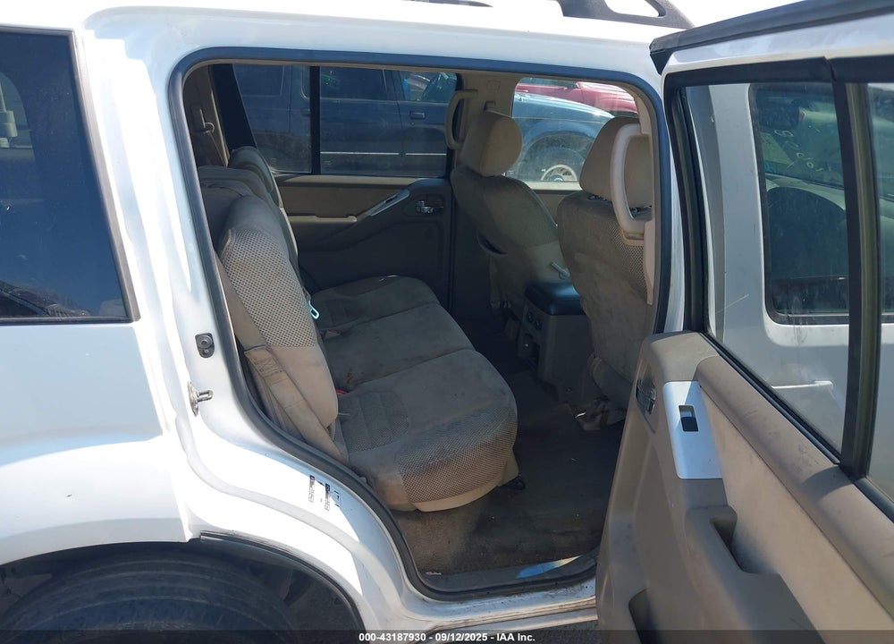 2008 NISSAN PATHFINDER SE VIN: 5N1AR18U78C660825