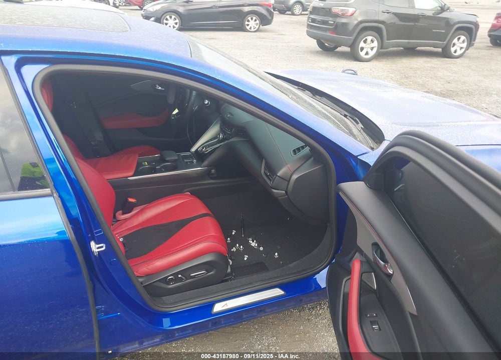 2022 ACURA TLX VIN: 19UUB5F58NA003565