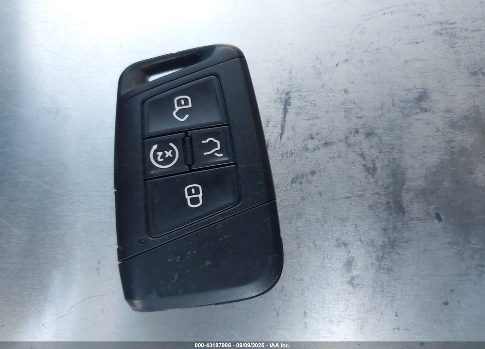 2022 VOLKSWAGEN TAOS VIN: 3VVRX7B26NM042768
