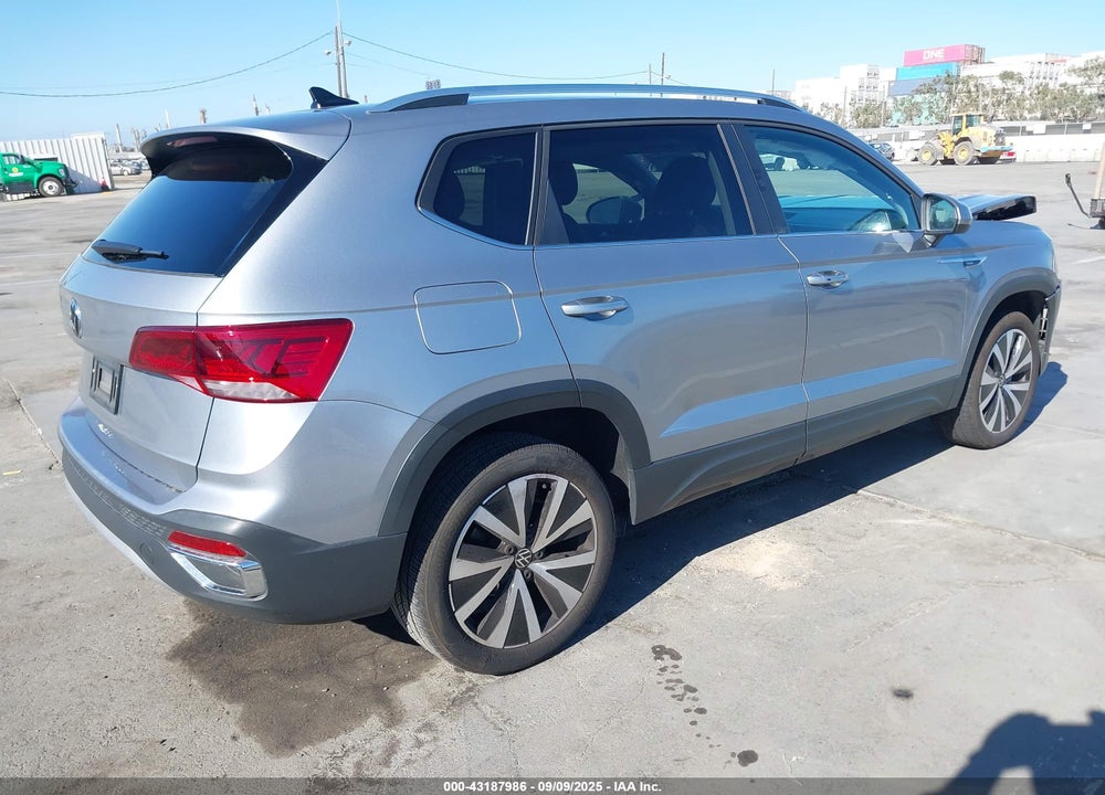 2022 VOLKSWAGEN TAOS VIN: 3VVRX7B26NM042768