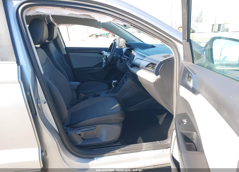 2022 VOLKSWAGEN TAOS VIN: 3VVRX7B26NM042768