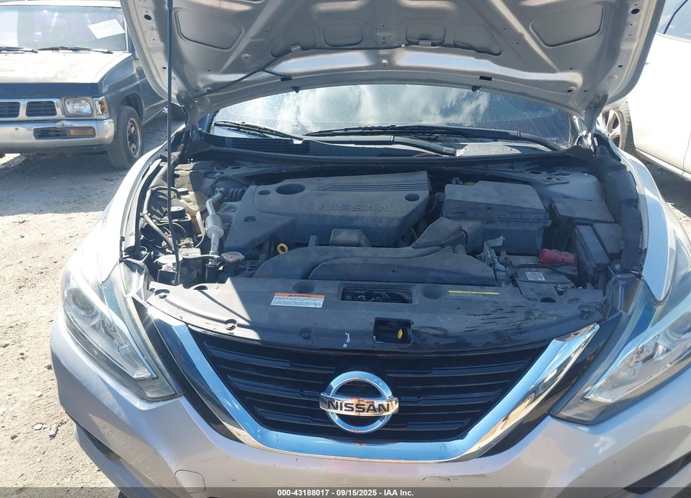 2017 NISSAN ALTIMA VIN: 1N4AL3AP0HC268460