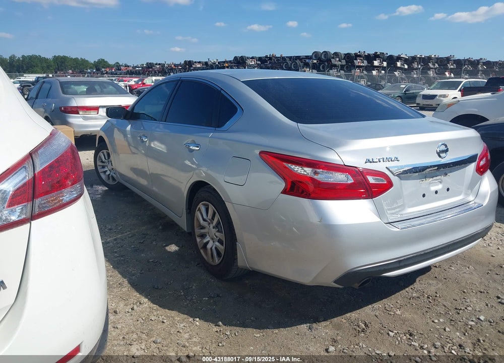2017 NISSAN ALTIMA VIN: 1N4AL3AP0HC268460