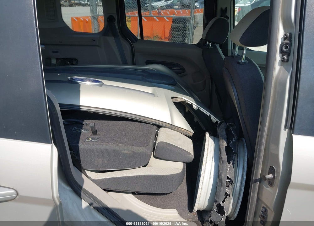 2014 FORD TRANSIT CONNECT XLT VIN: NM0AE8F75E1150306