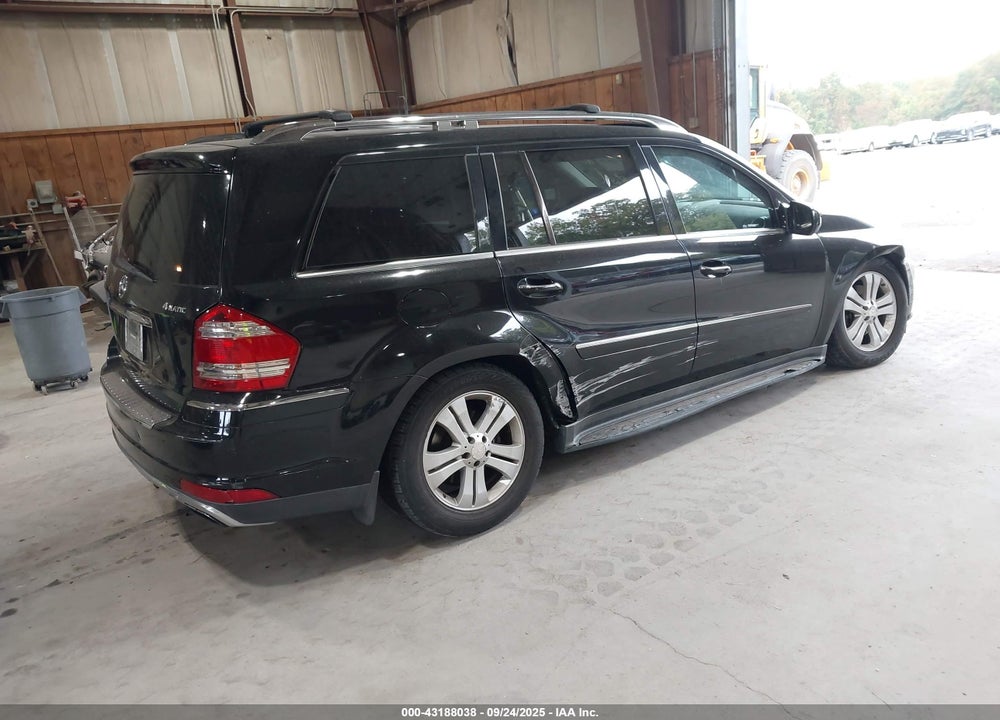 2009 MERCEDES-BENZ GL-CLASS VIN: 4JGBF71E89A441789