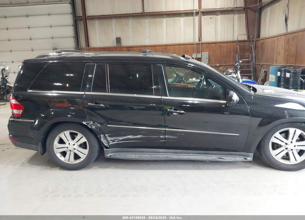 2009 MERCEDES-BENZ GL-CLASS VIN: 4JGBF71E89A441789
