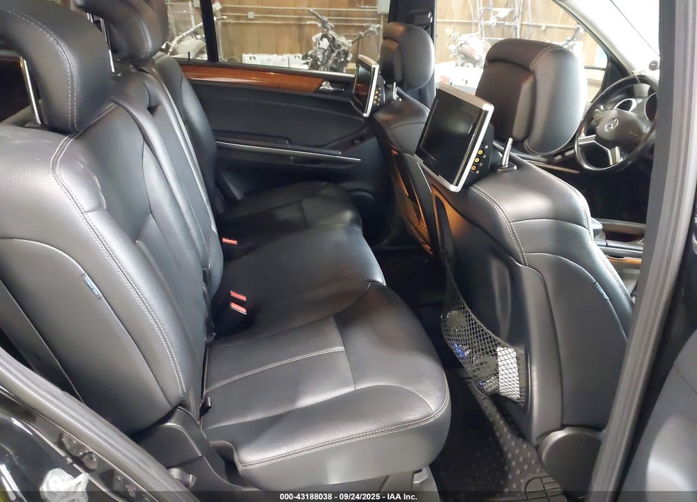 2009 MERCEDES-BENZ GL-CLASS VIN: 4JGBF71E89A441789