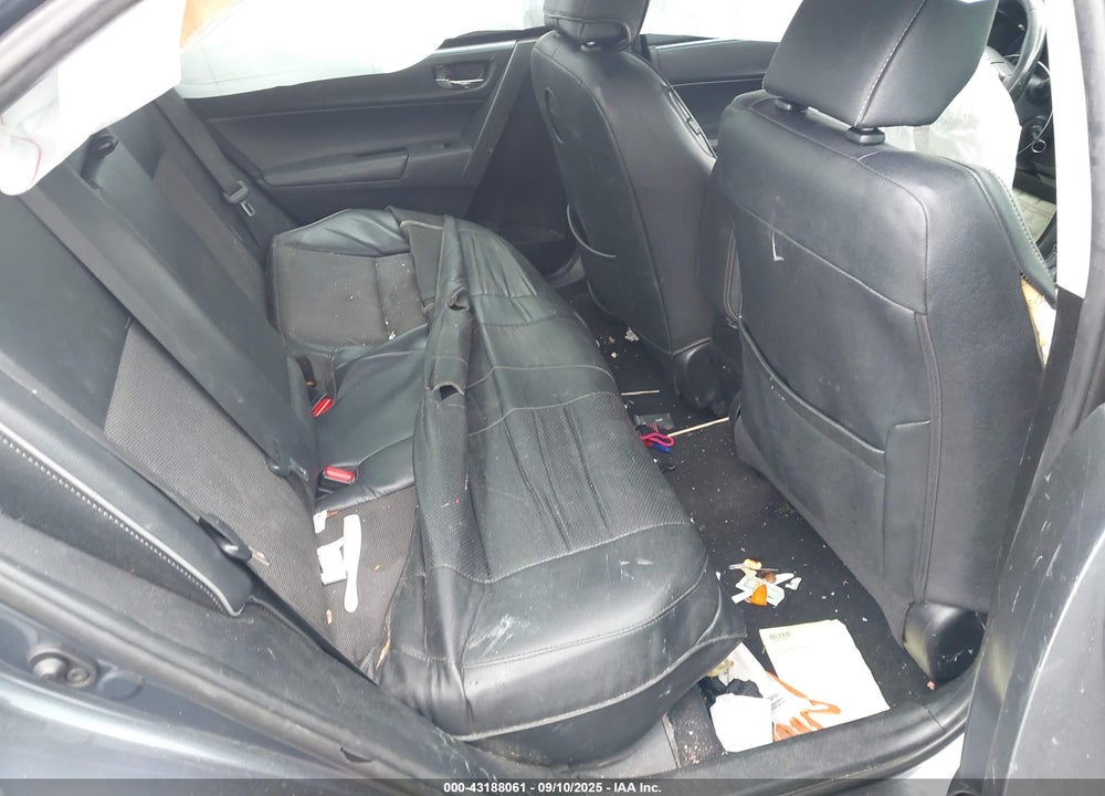 2015 TOYOTA COROLLA VIN: 5YFBURHE2FP275241