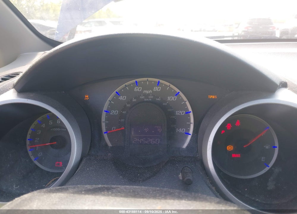 2013 HONDA FIT VIN: JHMGE8H33DC022882