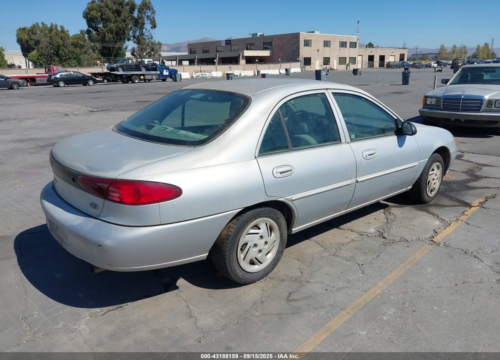 2000 FORD ESCORT VIN: 3FAFP13P8YR233680