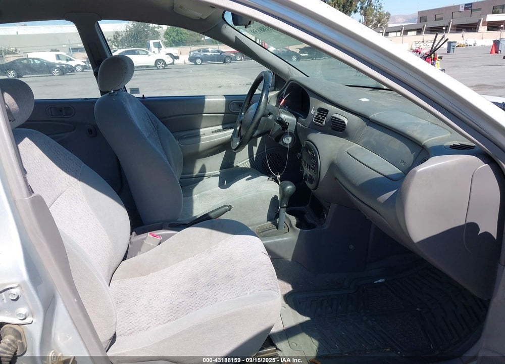 2000 FORD ESCORT VIN: 3FAFP13P8YR233680