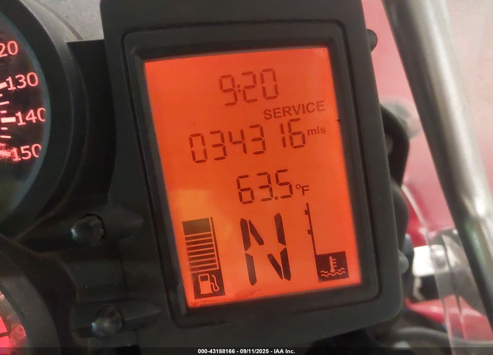 2012 BMW F800 GS VIN: WB1022906CZU04443