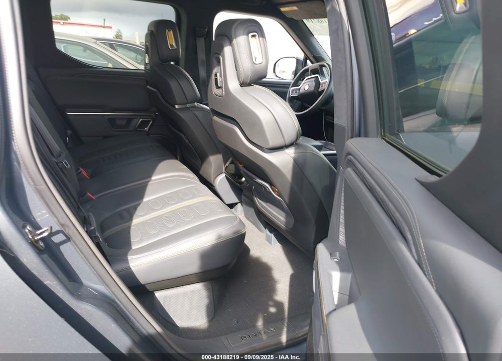 2022 RIVIAN R1T VIN: 7FCTGAAA9NN004171