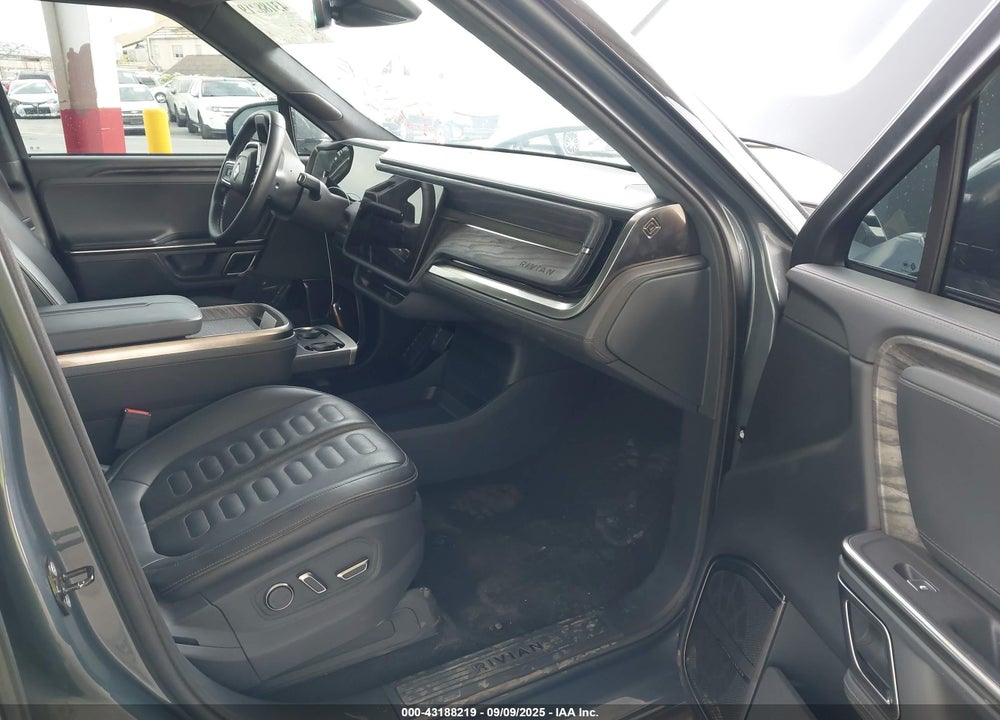 2022 RIVIAN R1T VIN: 7FCTGAAA9NN004171