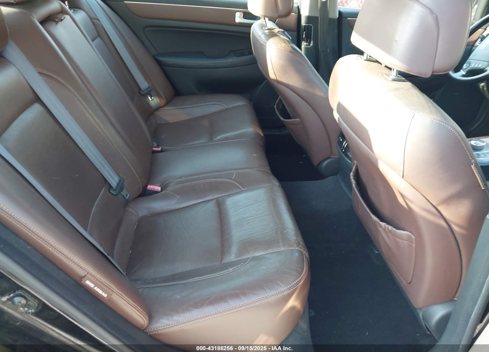 2012 HYUNDAI GENESIS VIN: KMHGC4DD9CU160705
