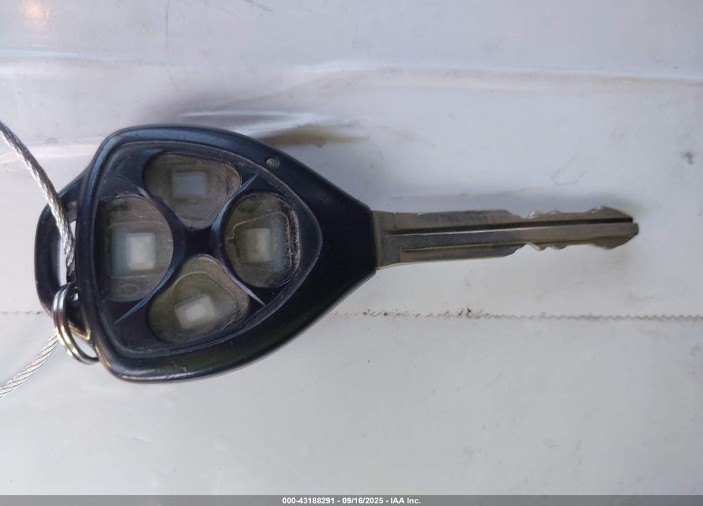 2006 TOYOTA RAV4 LIMITED VIN: JTMBD31V665004249