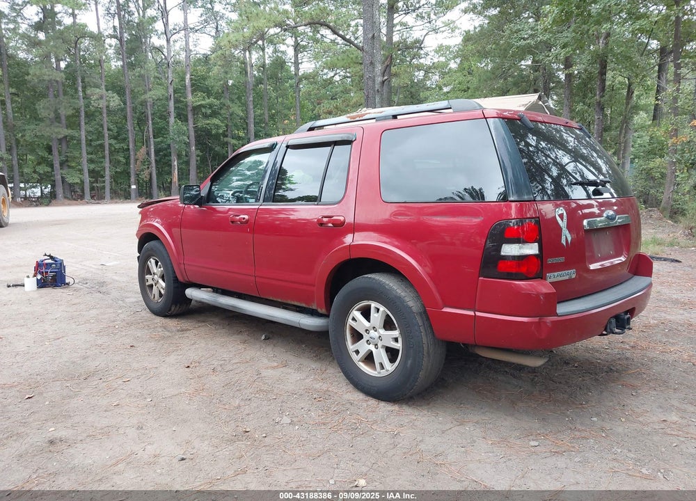 2010 FORD EXPLORER XLT VIN: 1FMEU6DE7AUA15930