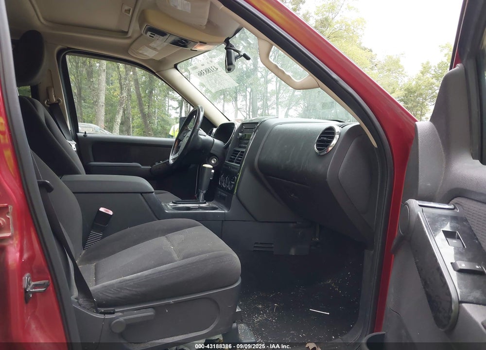 2010 FORD EXPLORER XLT VIN: 1FMEU6DE7AUA15930