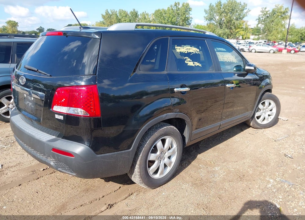 2013 KIA SORENTO VIN: 5XYKT3A66DG383219