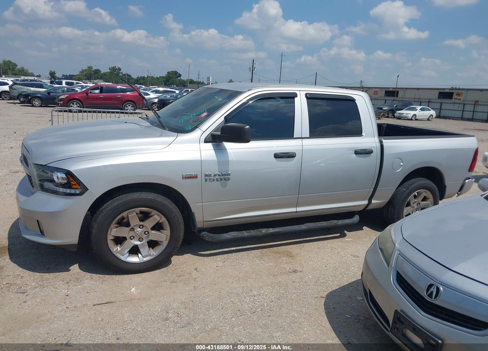 2013 RAM 1500 VIN: 1C6RR6KT6DS573266