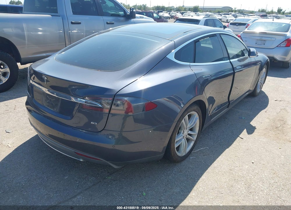 2014 TESLA MODEL S VIN: 5YJSA1H12EFP56351