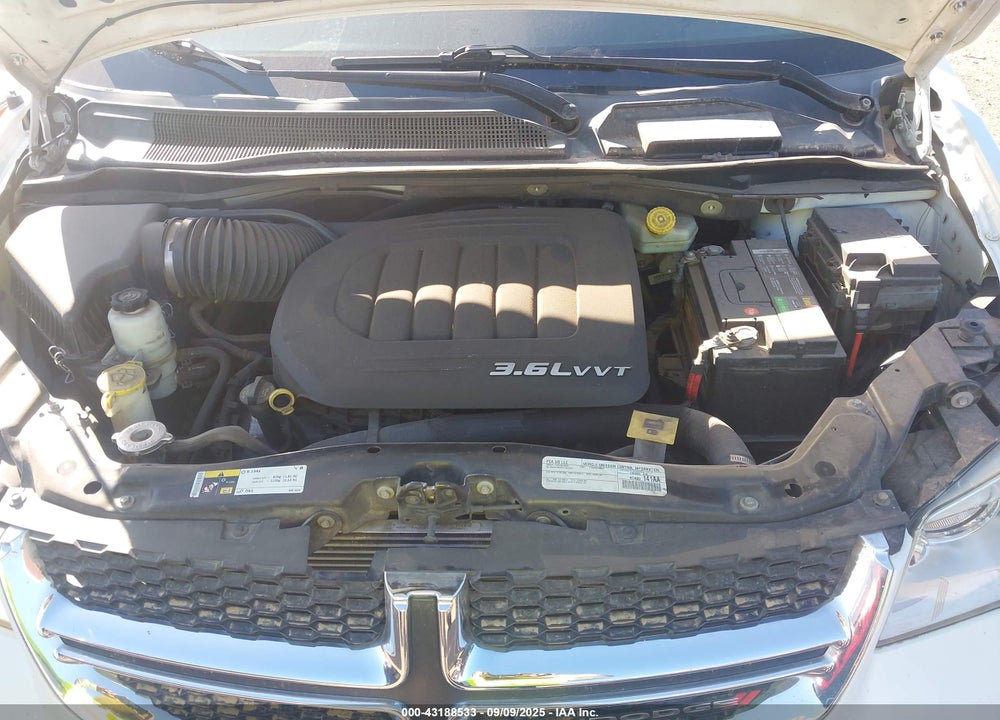 2015 DODGE GRAND CARAVAN VIN: 2C4RDGBG4FR730183