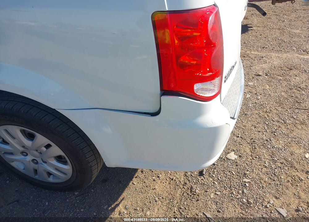 2015 DODGE GRAND CARAVAN VIN: 2C4RDGBG4FR730183