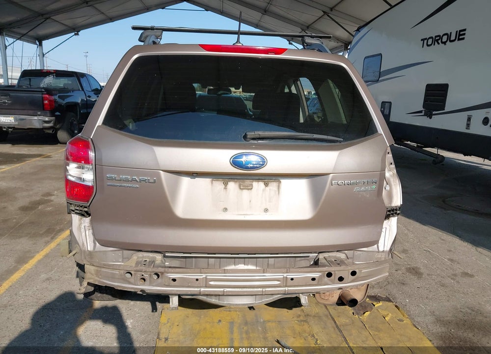 2015 SUBARU FORESTER 2.5I PREMIUM VIN: JF2SJAGC5FH440108
