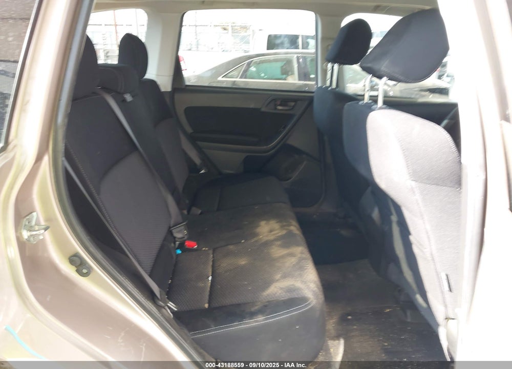 2015 SUBARU FORESTER 2.5I PREMIUM VIN: JF2SJAGC5FH440108
