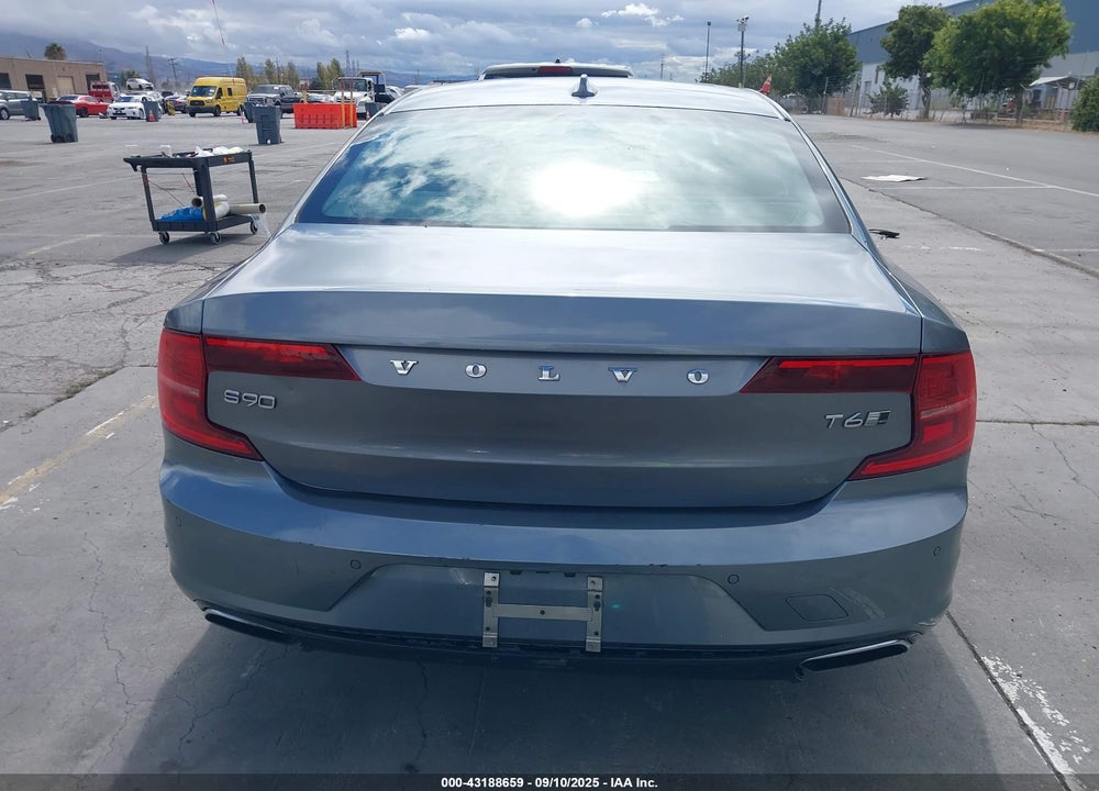 2018 VOLVO S90 T6 INSCRIPTION VIN: LVY992MLXJP018813