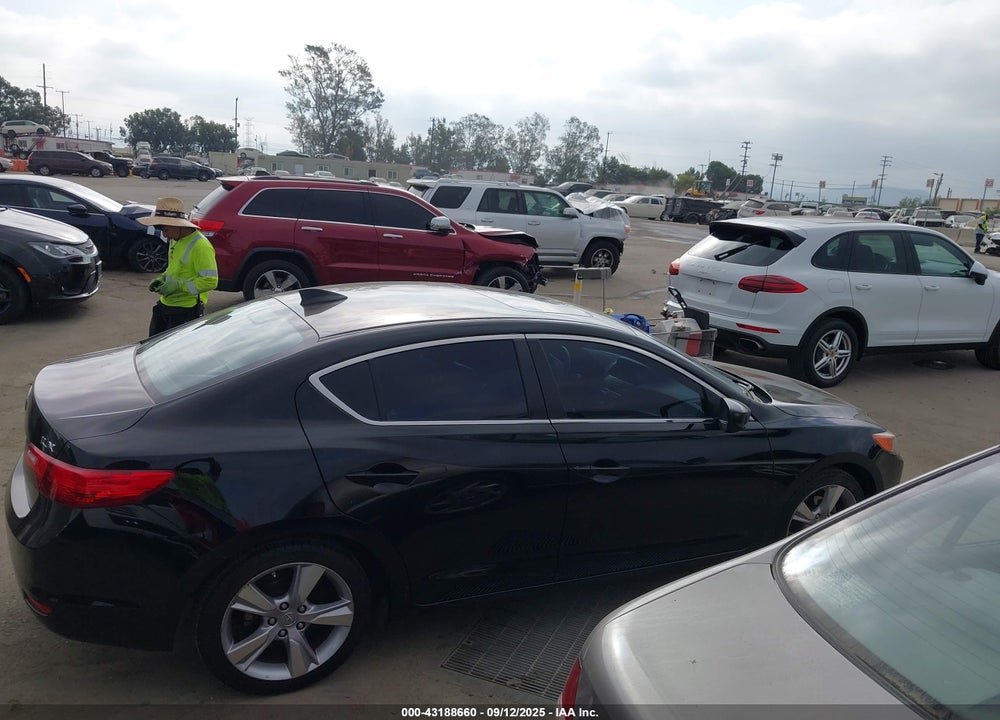 2015 ACURA ILX 2.0L VIN: 19VDE1F77FE010594