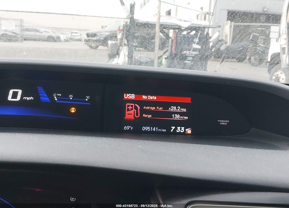 2014 HONDA CIVIC VIN: 19XFB2F86EE219752