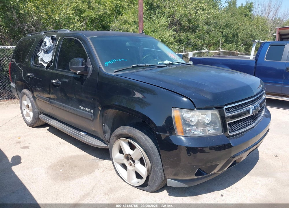 2008 CHEVROLET TAHOE LT VIN: 1GNFC13JX8R141507