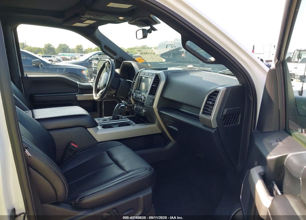 2019 FORD F-150 LARIAT VIN: 1FTEW1EP5KFB38844